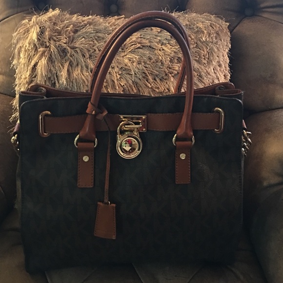 Michael Kors Hamilton North/South Tote - Picture 4 of 8